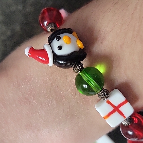 Christmas Bracelet - Picture 5 of 6